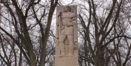 Davy Crockett Monument