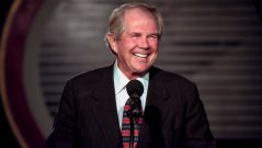 Pat Robertson speaks at the Road to Victory event at the Christian Coalition Conference September 19, 1998 in Washington, DC.
