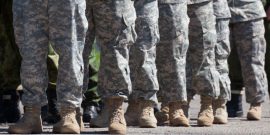 shutterstock_110083034 (soldiers)