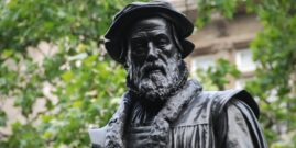 Statue of William Tyndale